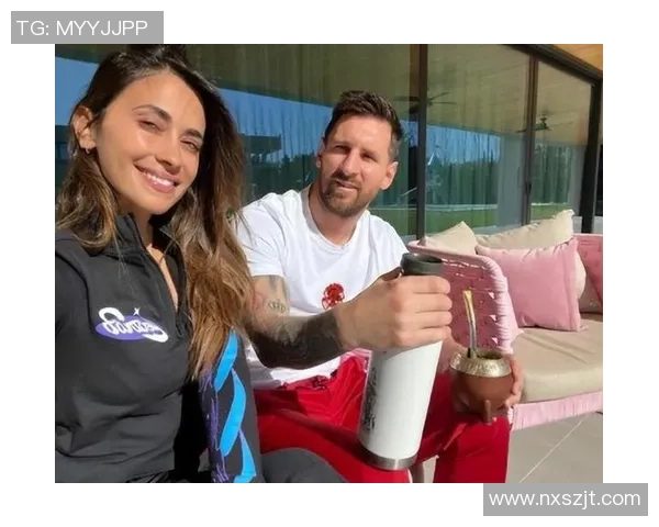 足球巨星们的私房零食大揭秘原来他们赛场之外也有这些爱好